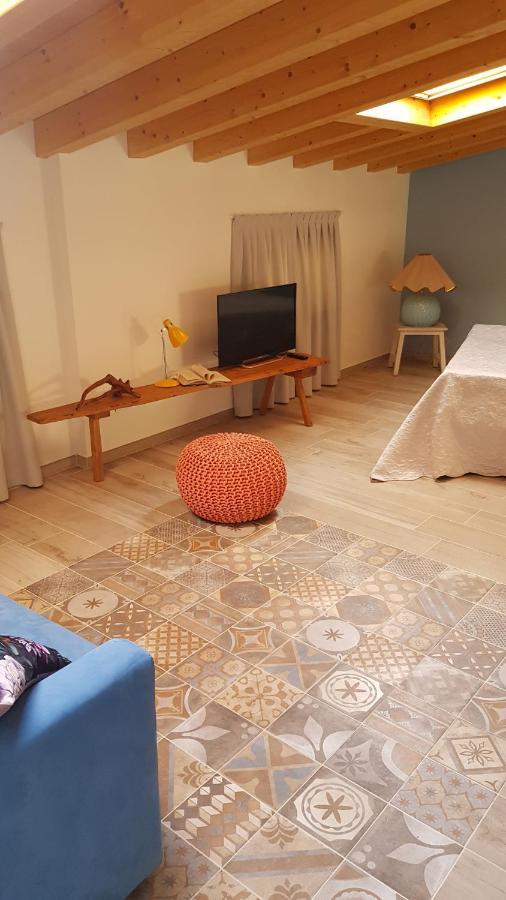 Toson D'Oro Bed & Breakfast Сабионета Екстериор снимка